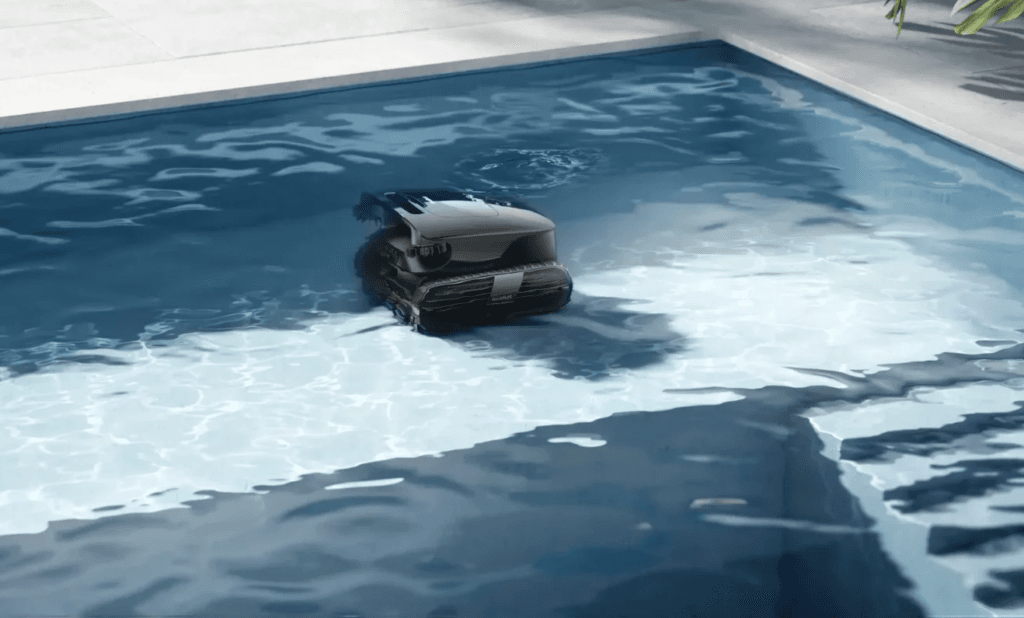 Der beste Poolroboter für unebene Böden, Dellen und Gefälle