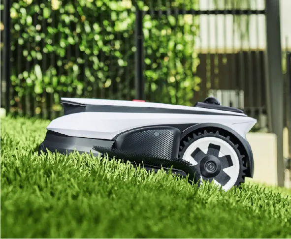 Rasenroboter für Steigungen: Die besten Modelle für Hanglagen
