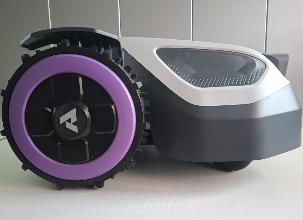 Anthbot-M5-seitlich