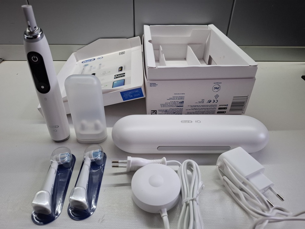 Oral-B iO 9n Unboxing und Zubehör