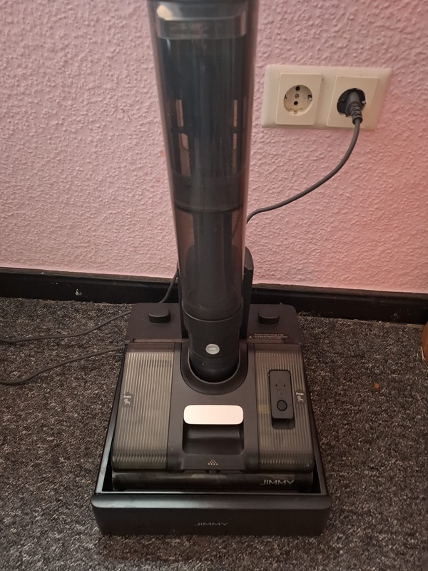 Jimmy PW11 Pro Max in der Ladebox